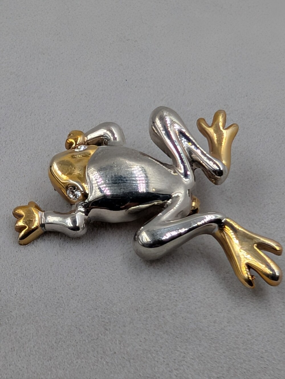 Lia Sophia Zippidy Frog Brooch Two Tone Crystal Eyes Whimsical | M176